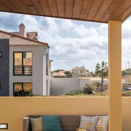 La Maison Dorée By An Island Сasa de vacaciones Porto Santo