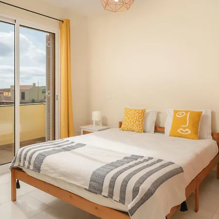 La Maison Doree By An Island * Letterkenny