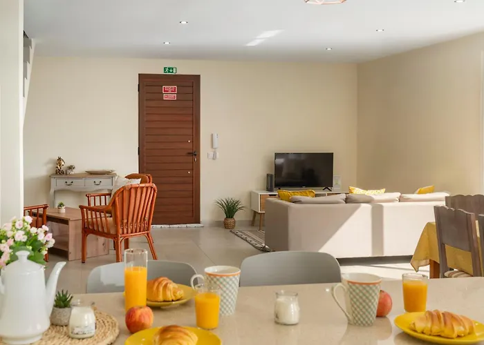 La Maison Doree By An Island Vakantiehuis