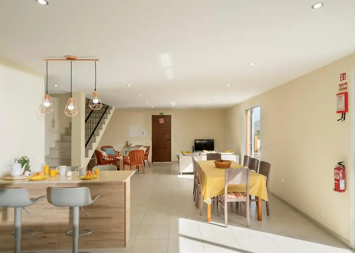 La Maison Doree By An Island Vakantiehuis Porto Santo