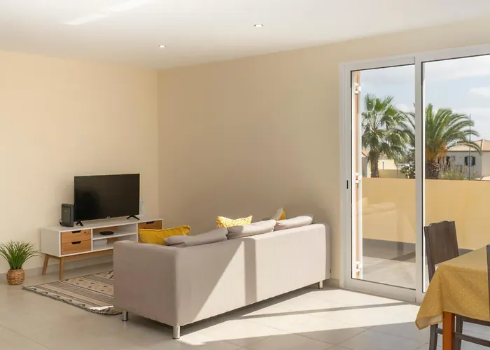 Vakantiehuis La Maison Doree By An Island *