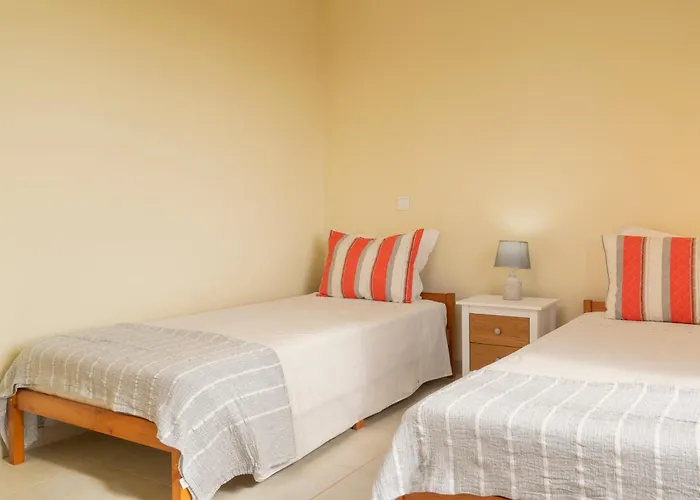 Vakantiehuis La Maison Doree By An Island *