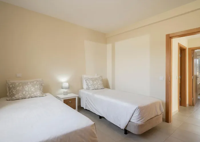 La Maison Doree By An Island *